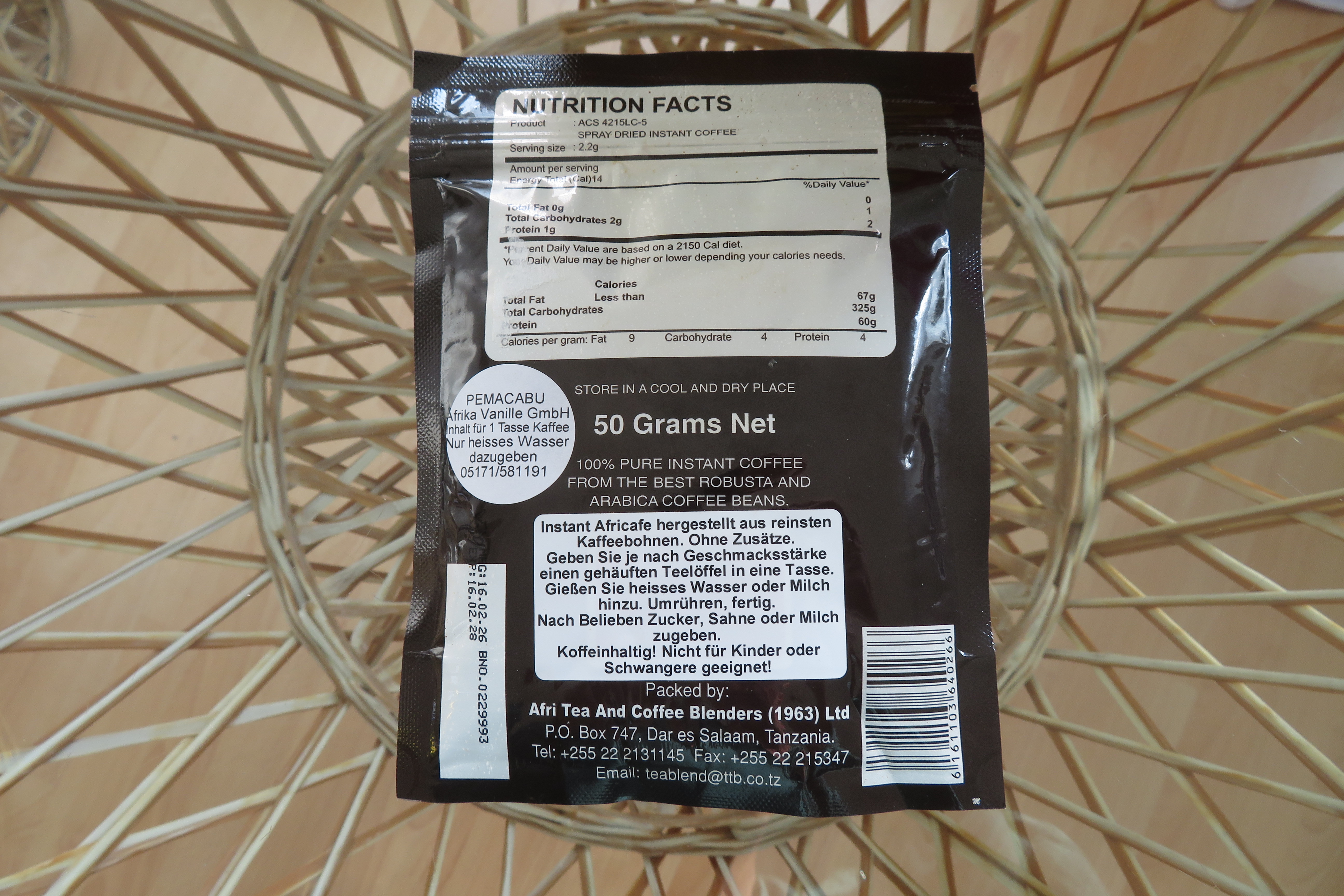 Africafe im 50 Gramm Standbodenbeutel, der Instant-Kaffee aus Tansania